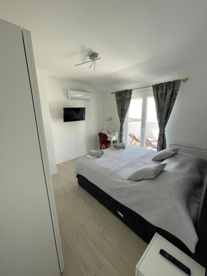 Apartman Mili Baska Voda Exterior photo